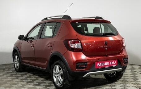 Renault Sandero II рестайлинг, 2017 год, 999 700 рублей, 7 фотография