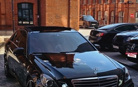 Mercedes-Benz E-Класс AMG, 2010 год, 2 300 000 рублей, 12 фотография