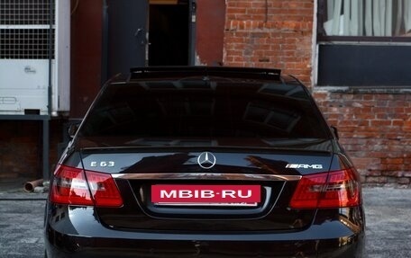 Mercedes-Benz E-Класс AMG, 2010 год, 2 300 000 рублей, 9 фотография