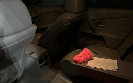 BMW 5 серия, 2004 год, 950 000 рублей, 3 фотография