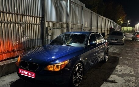 BMW 5 серия, 2004 год, 950 000 рублей, 13 фотография