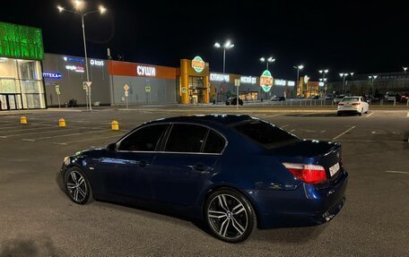 BMW 5 серия, 2004 год, 950 000 рублей, 16 фотография