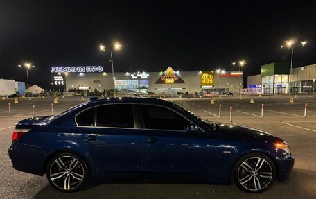 BMW 5 серия, 2004 год, 950 000 рублей, 17 фотография