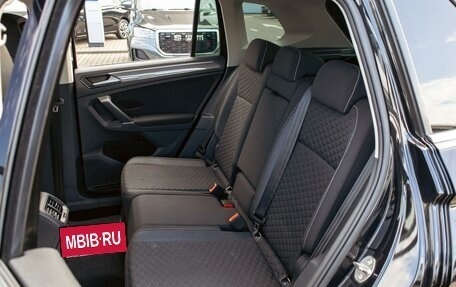 Volkswagen Tiguan II, 2020 год, 2 655 000 рублей, 17 фотография