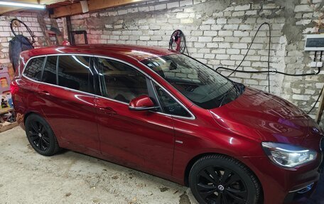 BMW 2 серия Grand Tourer F46 рестайлинг, 2015 год, 1 399 000 рублей, 3 фотография