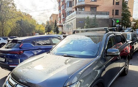 Mitsubishi Outlander III рестайлинг 3, 2015 год, 2 000 000 рублей, 2 фотография
