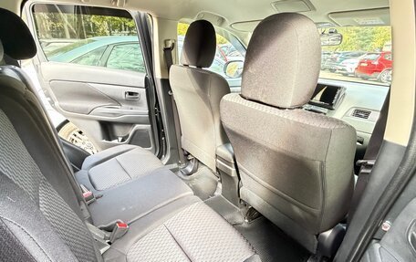 Mitsubishi Outlander III рестайлинг 3, 2015 год, 2 000 000 рублей, 25 фотография
