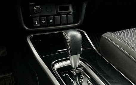 Mitsubishi Outlander III рестайлинг 3, 2021 год, 2 198 800 рублей, 18 фотография
