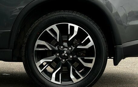 Mitsubishi Outlander III рестайлинг 3, 2021 год, 2 198 800 рублей, 23 фотография