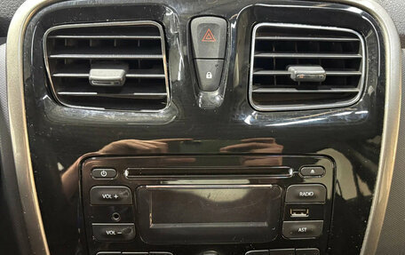Renault Logan II, 2015 год, 650 000 рублей, 12 фотография