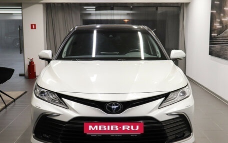 Toyota Camry, 2021 год, 3 150 000 рублей, 2 фотография