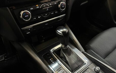 Mazda 6, 2017 год, 1 850 000 рублей, 15 фотография