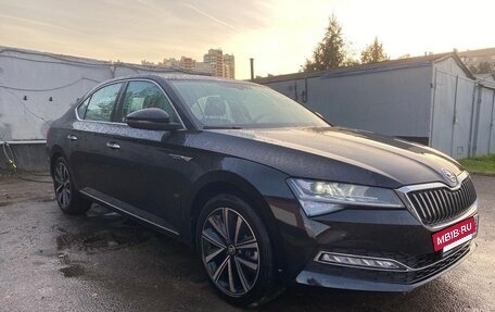 Skoda Superb III рестайлинг, 2025 год, 3 390 000 рублей, 2 фотография