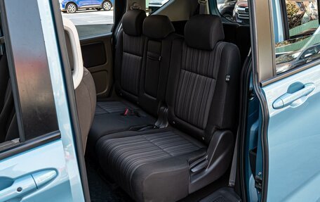 Honda Freed II, 2017 год, 1 340 000 рублей, 7 фотография