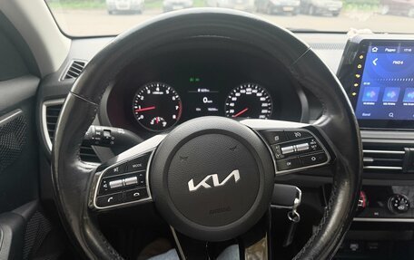 KIA Seltos I, 2021 год, 2 100 000 рублей, 21 фотография