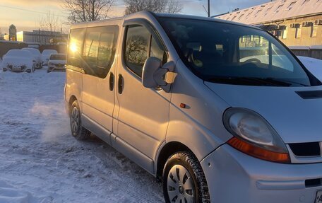 Renault Trafic, 2002 год, 1 200 000 рублей, 3 фотография