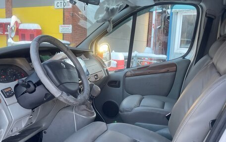Renault Trafic, 2002 год, 1 200 000 рублей, 12 фотография