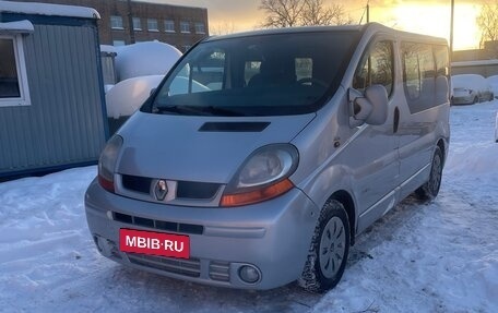 Renault Trafic, 2002 год, 1 200 000 рублей, 4 фотография
