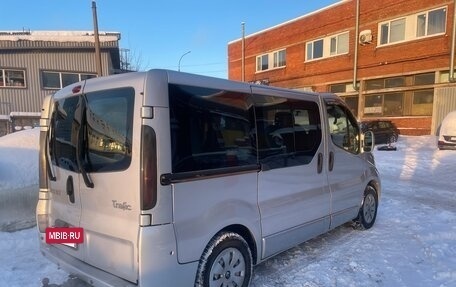 Renault Trafic, 2002 год, 1 200 000 рублей, 6 фотография