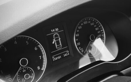 Volkswagen Jetta VI, 2013 год, 800 000 рублей, 1 фотография