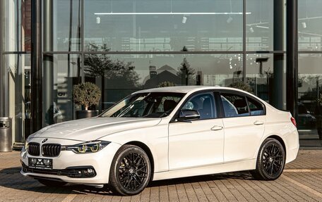 BMW 3 серия, 2017 год, 1 825 000 рублей, 1 фотография