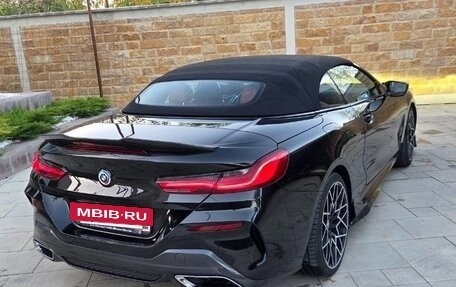 BMW 8 серия, 2019 год, 6 000 000 рублей, 9 фотография