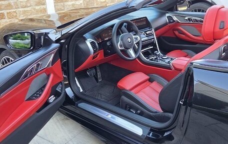 BMW 8 серия, 2019 год, 6 000 000 рублей, 14 фотография