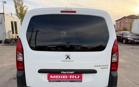 Peugeot Partner II рестайлинг 2, 2012 год, 750 000 рублей, 5 фотография