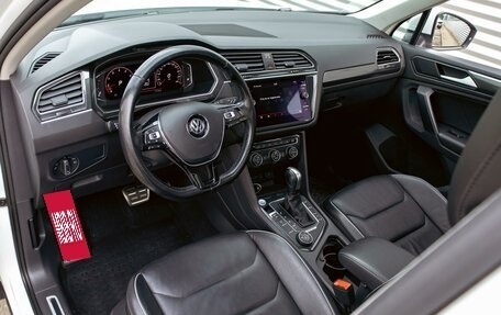 Volkswagen Tiguan II, 2020 год, 2 795 000 рублей, 13 фотография