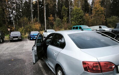Volkswagen Jetta VI, 2013 год, 800 000 рублей, 5 фотография