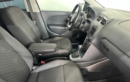 Volkswagen Polo VI (EU Market), 2018 год, 1 155 000 рублей, 11 фотография