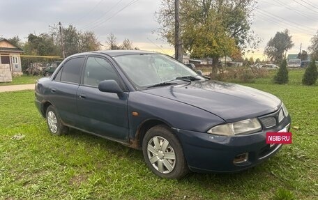 Mitsubishi Carisma I, 1998 год, 120 000 рублей, 2 фотография
