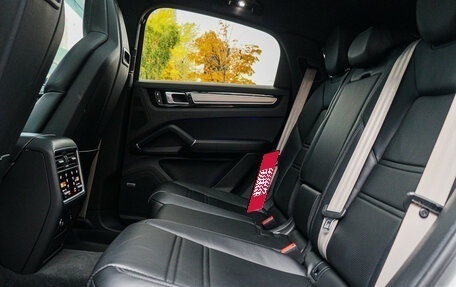 Porsche Cayenne III, 2022 год, 9 490 000 рублей, 17 фотография