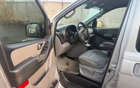 Hyundai Grand Starex Grand Starex I рестайлинг 2, 2011 год, 1 600 000 рублей, 9 фотография