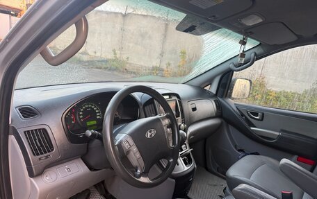 Hyundai Grand Starex Grand Starex I рестайлинг 2, 2011 год, 1 600 000 рублей, 10 фотография