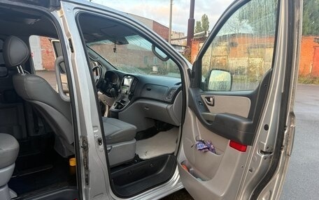 Hyundai Grand Starex Grand Starex I рестайлинг 2, 2011 год, 1 600 000 рублей, 12 фотография