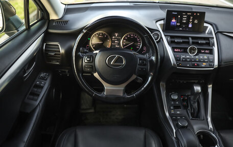 Lexus NX I, 2017 год, 2 749 000 рублей, 13 фотография