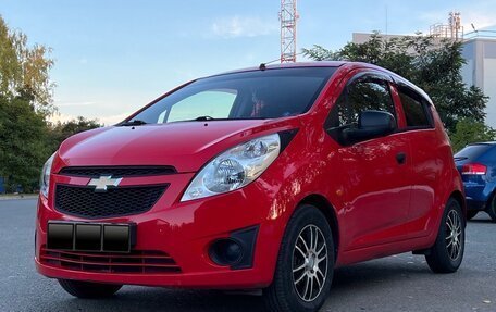Chevrolet Spark III, 2011 год, 380 000 рублей, 1 фотография