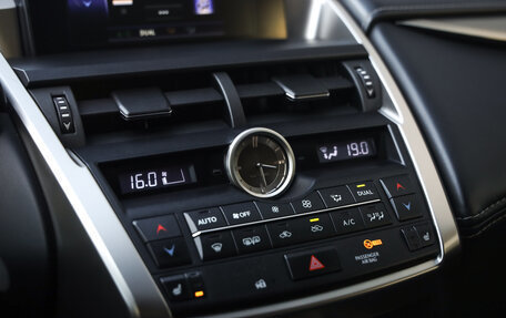 Lexus NX I, 2017 год, 2 749 000 рублей, 17 фотография