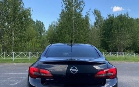 Opel Astra J, 2013 год, 700 000 рублей, 5 фотография