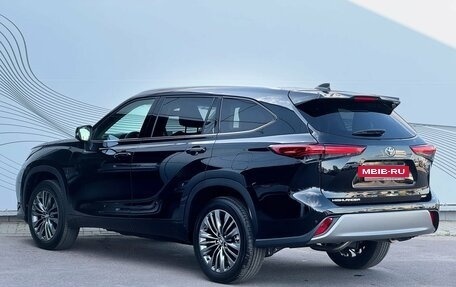 Toyota Highlander, 2026 год, 5 400 000 рублей, 6 фотография