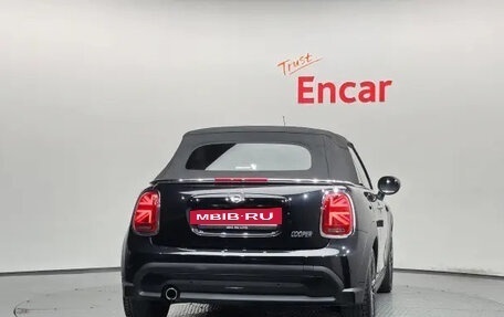 MINI Cabrio, 2023 год, 2 100 000 рублей, 6 фотография