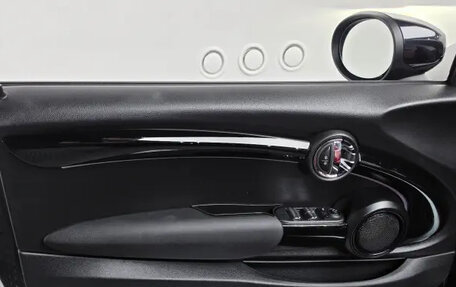 MINI Cabrio, 2023 год, 2 100 000 рублей, 18 фотография