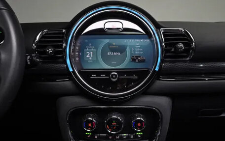 MINI Clubman, 2023 год, 1 900 000 рублей, 12 фотография