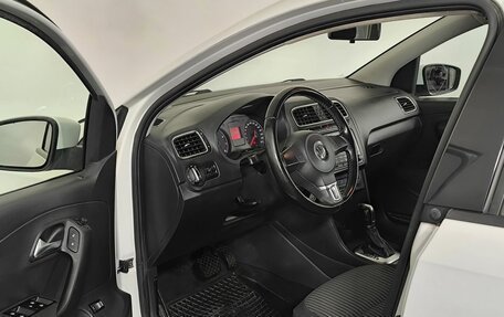 Volkswagen Polo VI (EU Market), 2013 год, 880 000 рублей, 8 фотография
