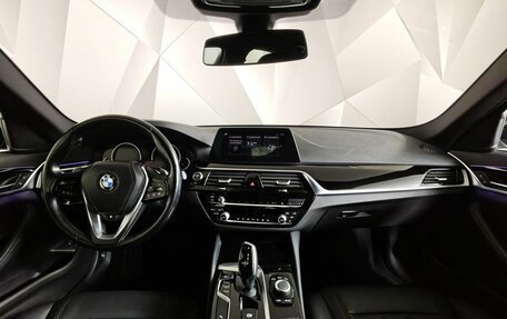 BMW 5 серия, 2019 год, 2 679 000 рублей, 10 фотография