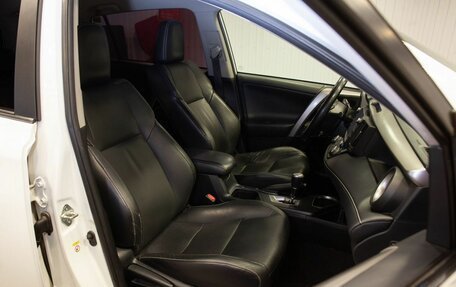 Toyota RAV4, 2018 год, 2 750 000 рублей, 29 фотография