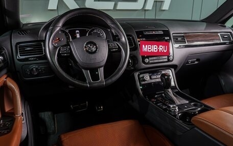 Volkswagen Touareg III, 2013 год, 2 249 000 рублей, 6 фотография
