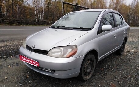 Toyota Platz, 2001 год, 255 000 рублей, 3 фотография