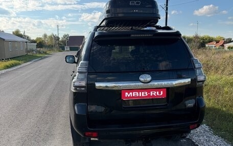 Toyota Land Cruiser Prado 150 рестайлинг 2, 2016 год, 3 900 000 рублей, 4 фотография